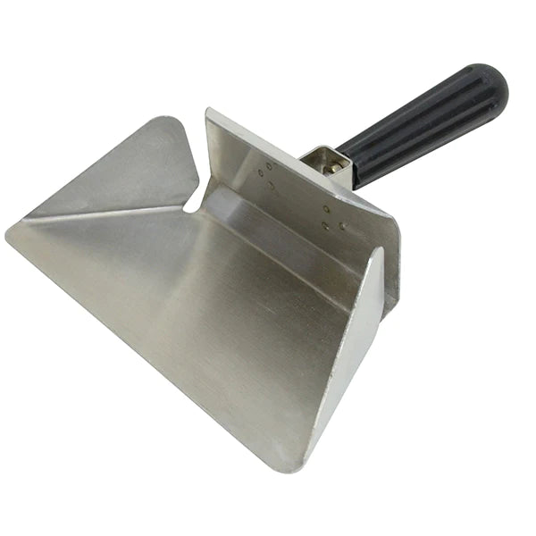 CHIP SCOOP PLASTIC HANDLE. Product Ref:00649.IN STOCK