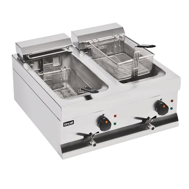 Lincat Silverlink 600 Fryer (Counter Top)  (2 x 3Kw).Product Ref:00048.Model: DF66. 🚚 3-5 Days Delivery